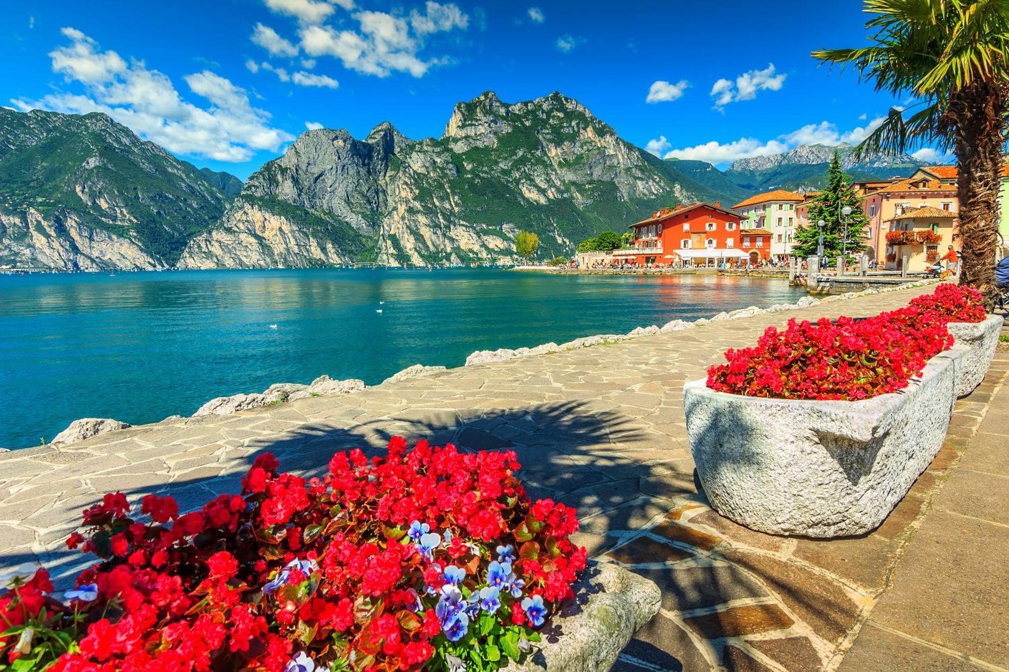 Appartamento Centro Storico Riva 2 - Happy Rentals Екстер'єр фото