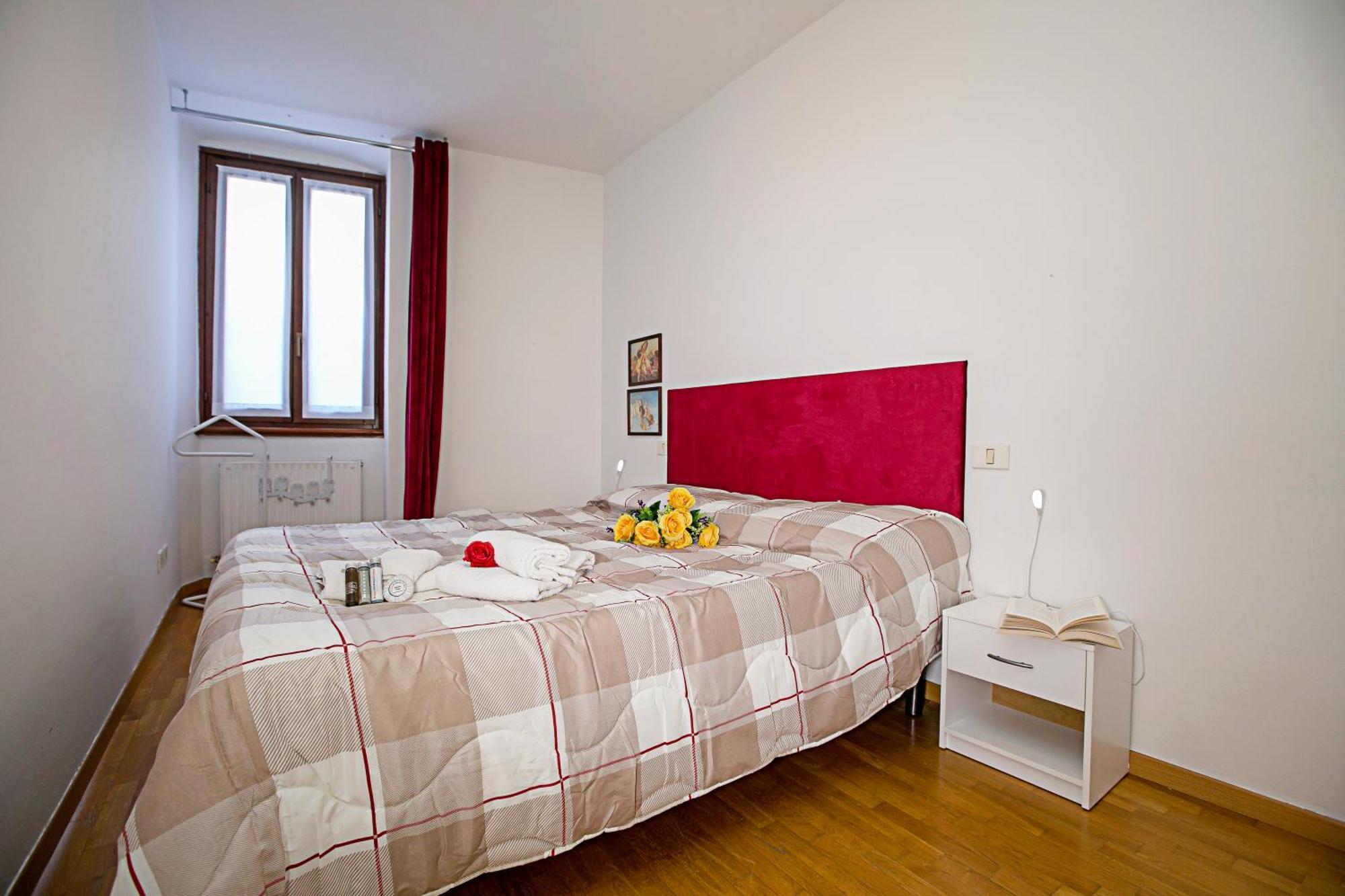 Appartamento Centro Storico Riva 2 - Happy Rentals Екстер'єр фото