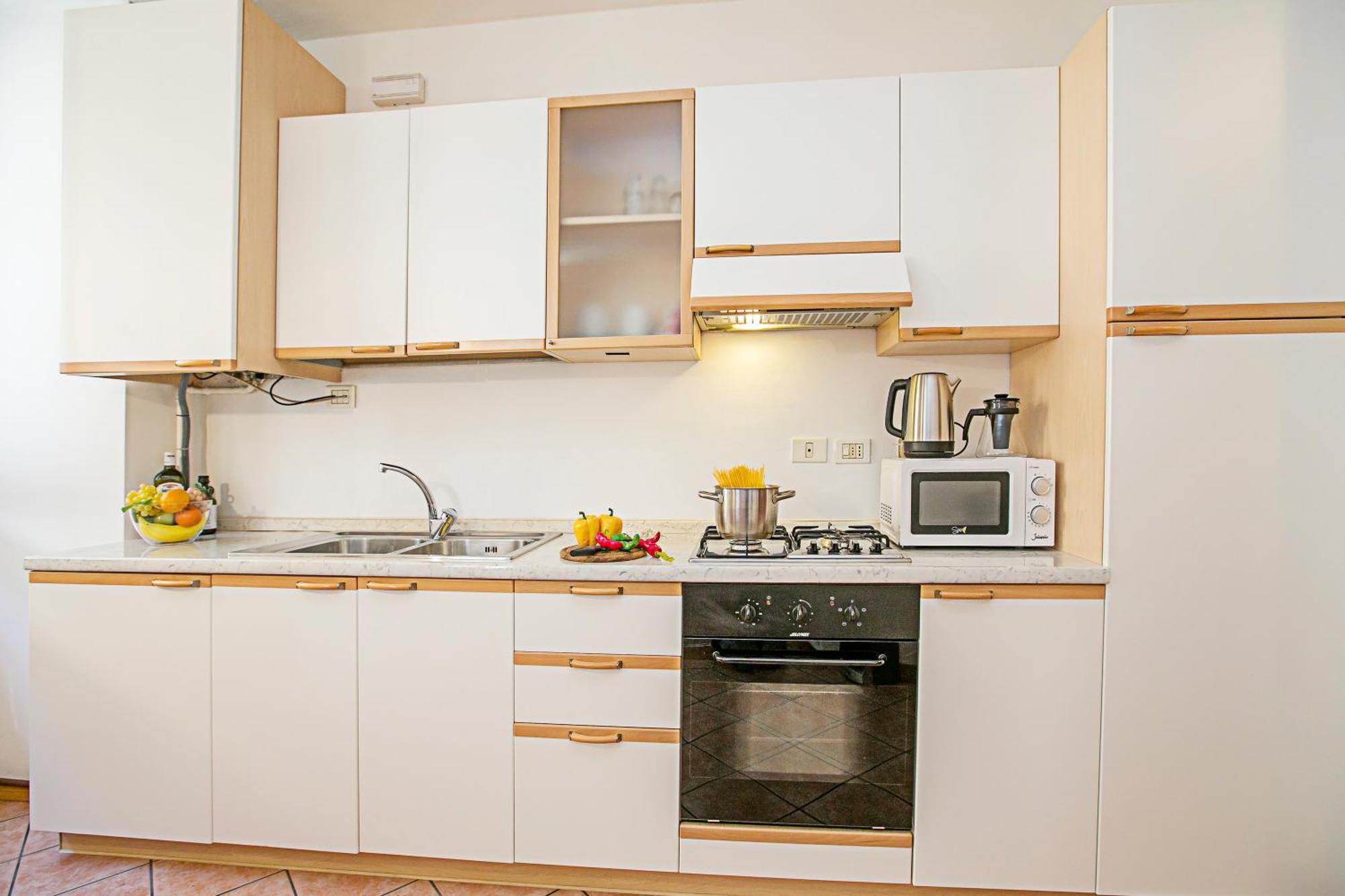 Appartamento Centro Storico Riva 2 - Happy Rentals Екстер'єр фото